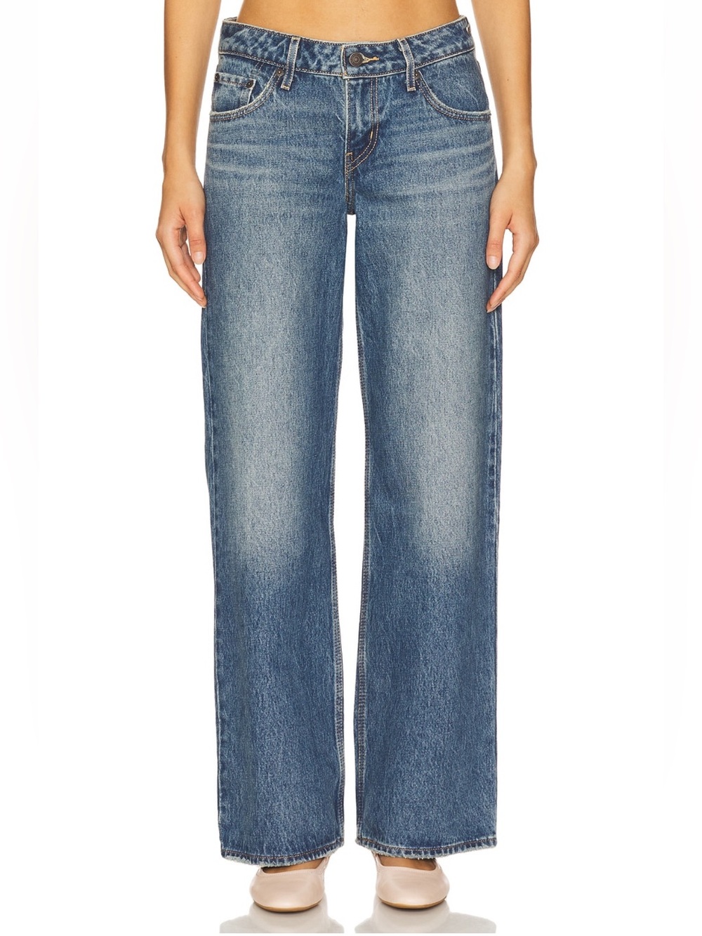 Levi’s Low Loose Jean in Medium Wash